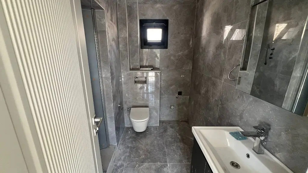 Modern bathroom